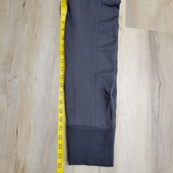 Lululemon Ebb to Street Leggings Size 8 Compression Pant Heathered Gray - Picture 7 of 10